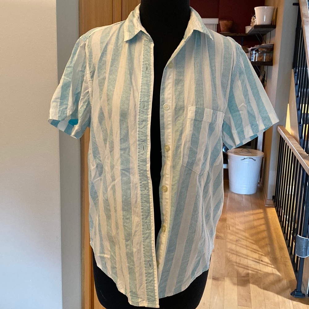 EUC BDG by urban outfitters button up